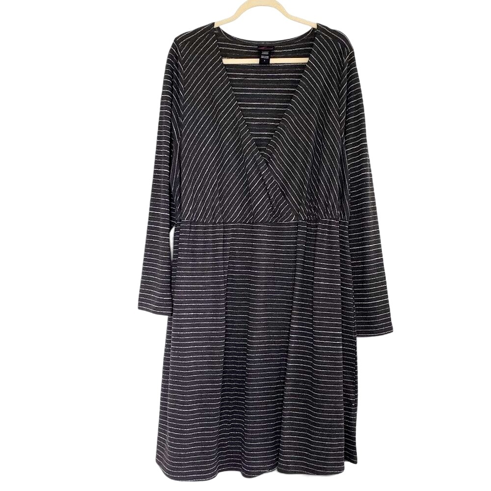 Torrid Women’s Metallic Striped Surplice Dress Cross Front Midi Long Sleeve 3X